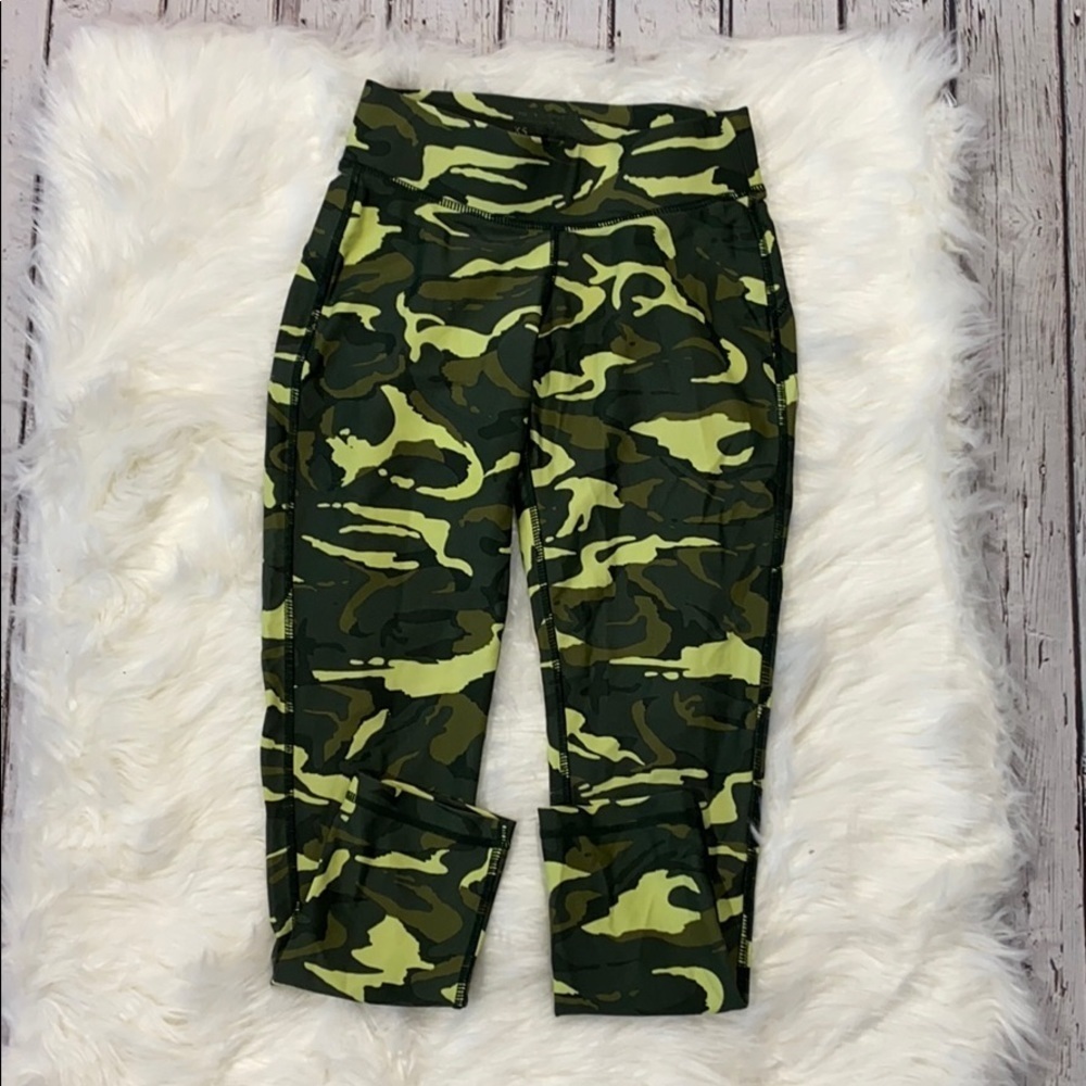 Women's Camo Leggings - Olive Green Stretch